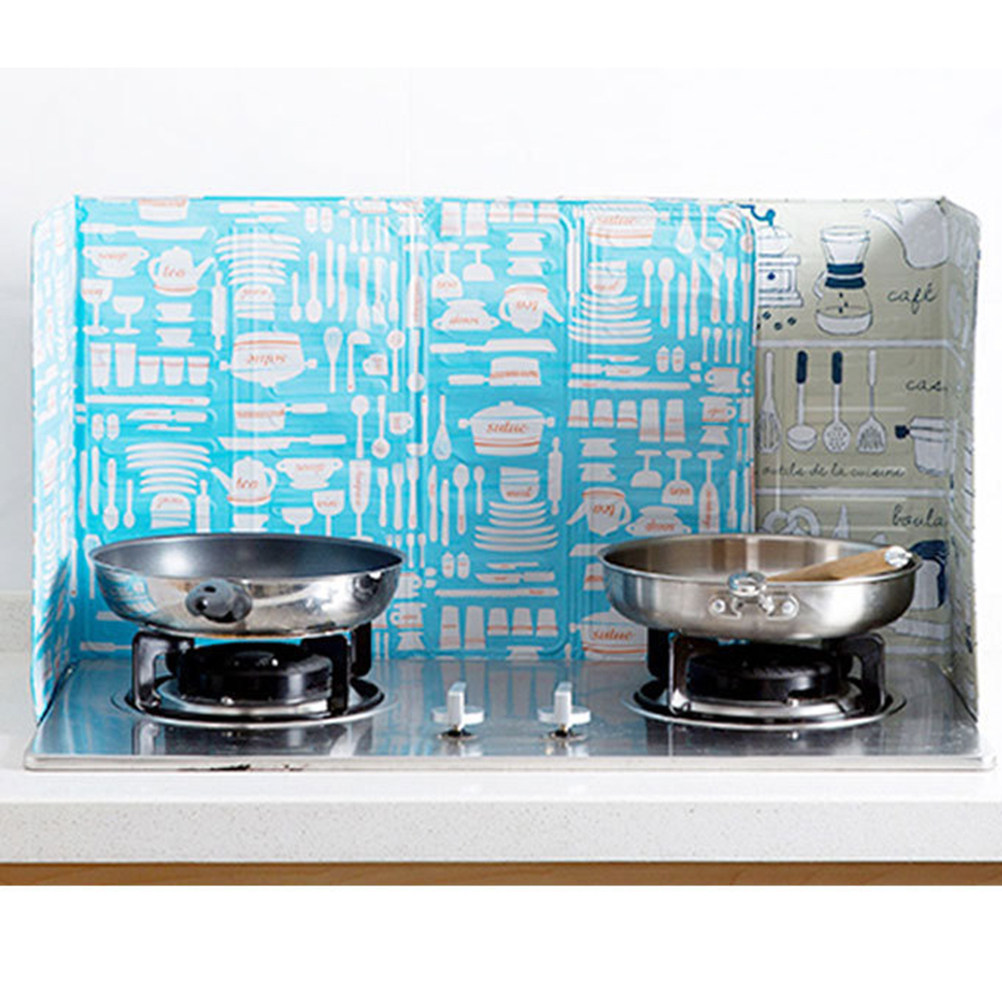 Kitchen Gadgets That Are Useful - Pelindung Cipratan Minyak dari Aluminium Foil