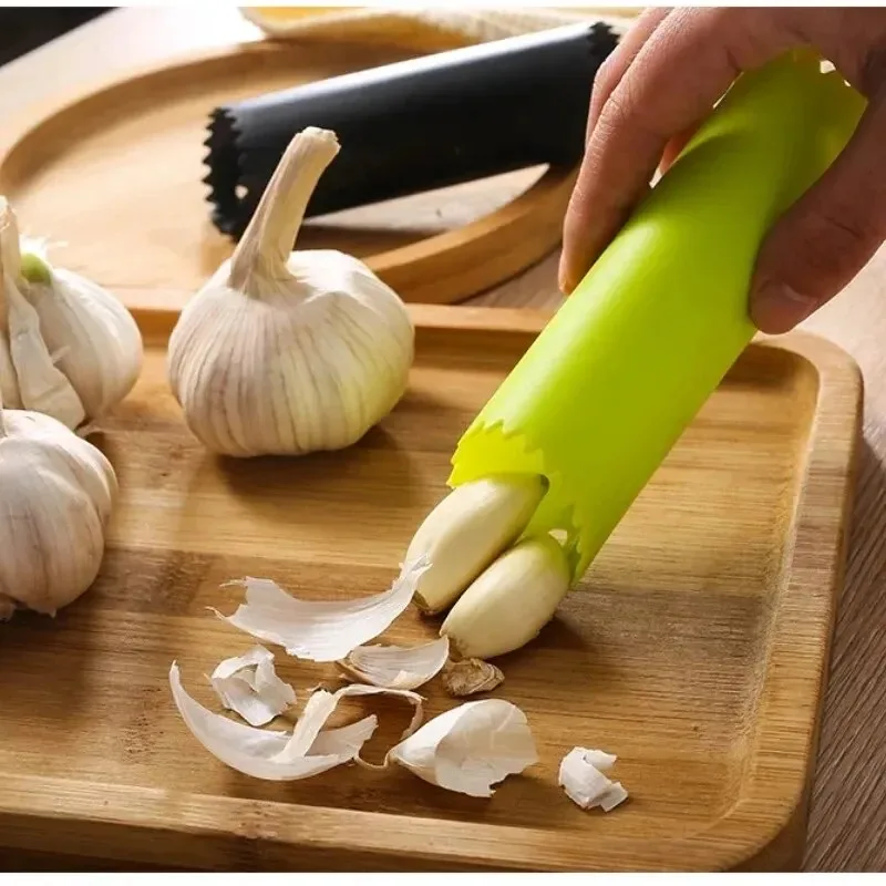 Alat Pengupas Bawang Putih Tab - Kitchen Gadgets That Are Useful ulasan dan harga